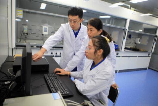 锐意创新，引领前沿 山东华夏神舟新材料聚偏氟乙烯研发团队的进阶之路